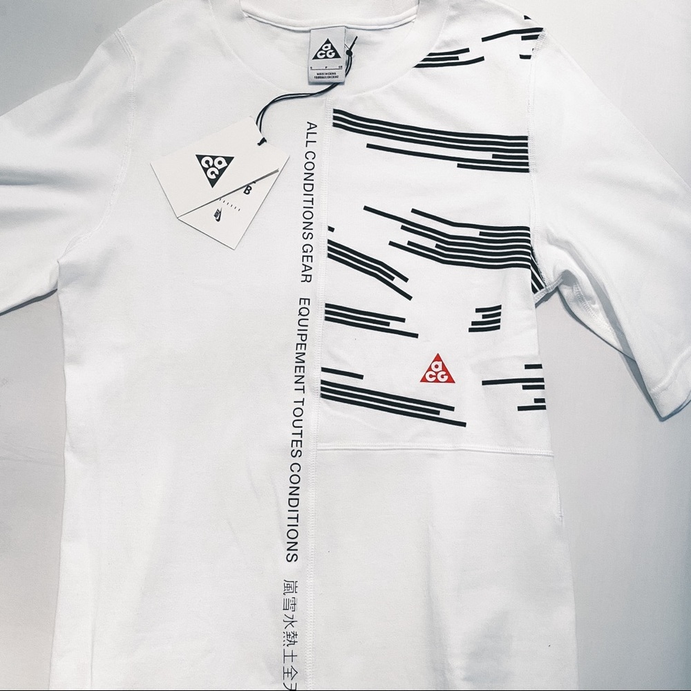 Nike ACG tshirt